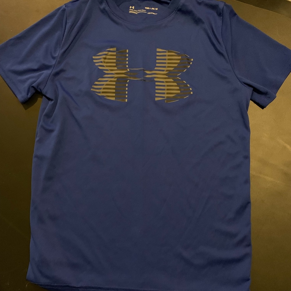 Under Armour tee
